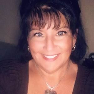 Meet your Posher, Holly